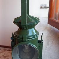 Antica lanterna - lampada Ferroviaria – originale