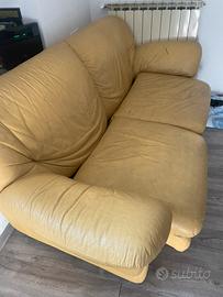 Divano in pelle 3 posti