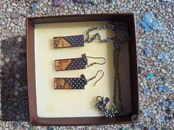 Parure Alviero Maritni