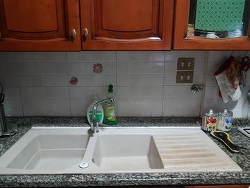 Lavello usato piano sx mis 116x50 colore avena