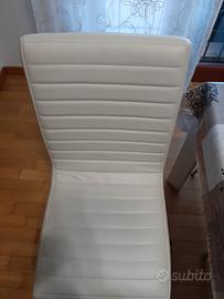 Sedia con rotelle per camera