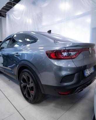 Renault Arkana 1.6 E-Tech full hybrid R.S. Li...