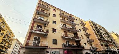 3 LOCALI A BARI