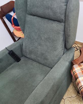 poltrona relax elettrica 2 motori alzapersona 