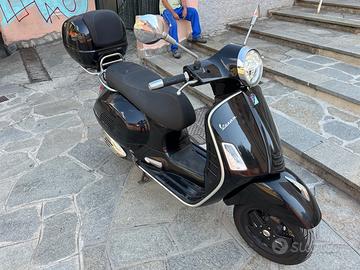 Piaggio Vespa GTS Super 300 - 2020