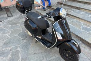Piaggio Vespa GTS Super 300 - 2020