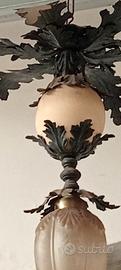 lampadario con uovo di struzzo