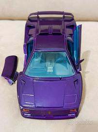 Titolo: Lamborghini Diablo SE30 Maisto 1/18 Viola