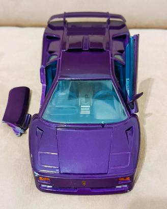Titolo: Lamborghini Diablo SE30 Maisto 1/18 Viola