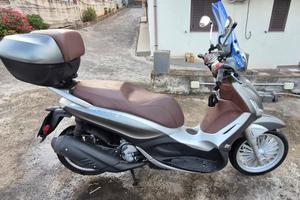 Beverly 300 anno 2019 18947 km