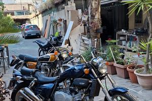 Honda VF 750 magna 