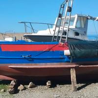 Barca in legno 6m-motore vm 26cv-pronta a navigare