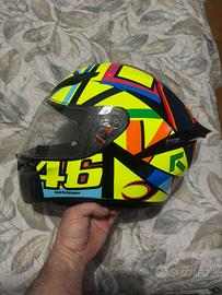 Casco valentino rosso agv