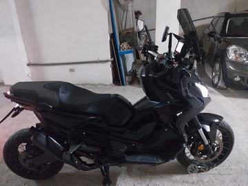 Honda xdv 750