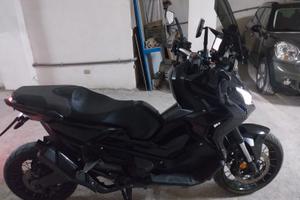 Honda xdv 750