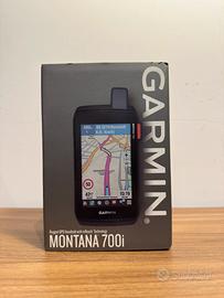 Garmin Montana 700i + supporto moto AMPS