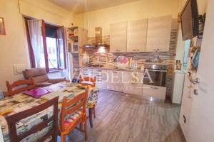 Appartamento di 99 m² con 4 locali a Poggibonsi