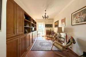 2 LOCALI A MONTE COMPATRI