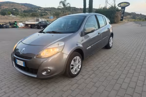 Renault Clio 1.2 16V 5 porte Luxe