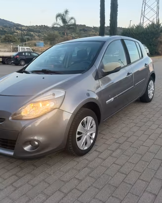 Renault Clio 1.2 16V 5 porte Luxe