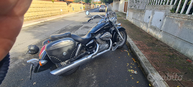 Honda shadow 750