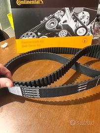 Cinghia distribuzione 199 denti