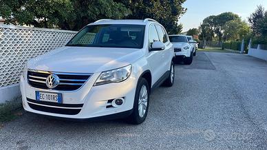 Volkswagen Tiguan 2.0 TSI 4MOTION DSG Sport & Styl