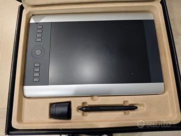Wacom Intuos Pro M Special Edition (PTH-651)