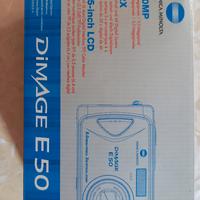 Macchina fotografica konika Minolta DiMAGE E50