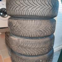 Gomme da neve + cerchi  195 65 R15