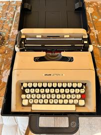 Macchina da scrivere olivetti lettera 35