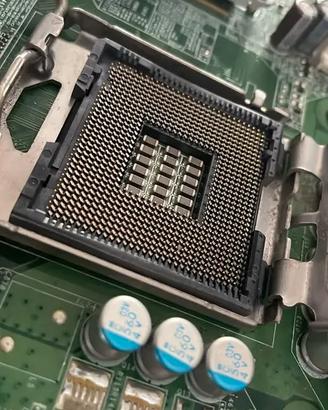 scheda madre gigabyte ga-8i915g-mf lga775 ddr agp