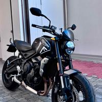 TRIUMPH TRIDENT 660 IN PERFETTE CONDIZIONI