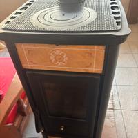 Stufa a legna in ceramica Dal Zotto