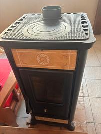 Stufa a legna in ceramica Dal Zotto