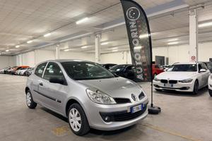 Renault Clio 1.2 16V 3 porte Luxe