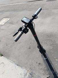 monopattino elettrico Nilox 