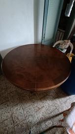 Tavolo rotondo in radica