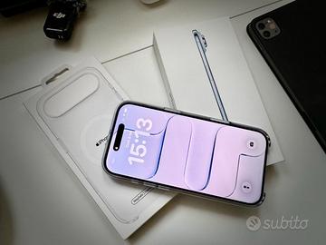 iPhone 17 Air 256GB Ocean Blu con Cover Magsafe