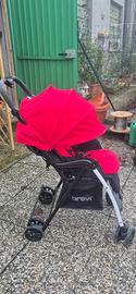 Passeggino ultraleggero e pratico