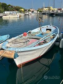 Gozzo da pesca in legno