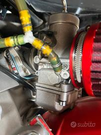 Kit carburatore 30 vhsh  e collettore malossi