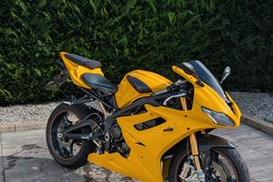 Daytona 675 R