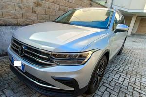 Volkswagen Tiguan 1.4 Hybrid 