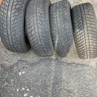 Pneumatici invernali NOKIAN 225/60R17