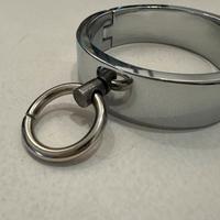Bracciale acciaio inox con anello – design moderno