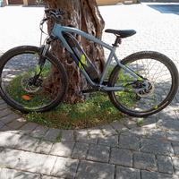 mountain bike elettrica (e-MTB) Rockrider E-ST 100