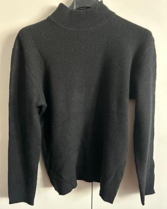 Maglione nero lupetto MAX&CO