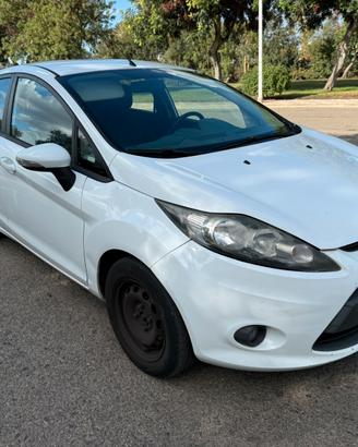 Ford fiesta 5 porte
