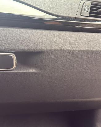 Cassetto portaoggetti BMW serie 4 coupé sport 420D